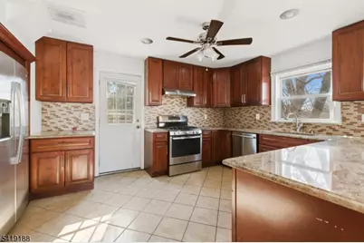 88 Columbus Ave, Belleville, NJ 07109 - Photo 10