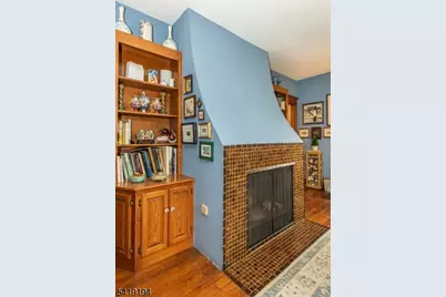 8 Appleton Rd, Bloomfield Twp., NJ 07003 - Photo 16