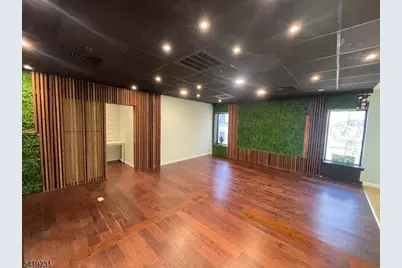 292 Bloomfield Ave, Montclair, NJ 07042 - Photo 12