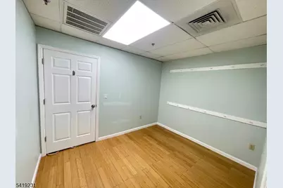 292 Bloomfield Ave, Montclair, NJ 07042 - Photo 14