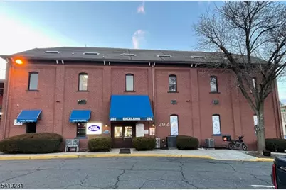 292 Bloomfield Ave, Montclair, NJ 07042 - Photo 1