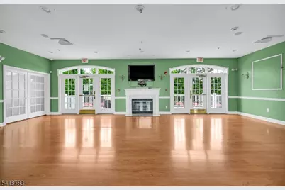 118 Cambridge Dr, Nutley, NJ 07110 - Photo 44