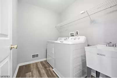 118 Cambridge Dr, Nutley, NJ 07110 - Photo 20