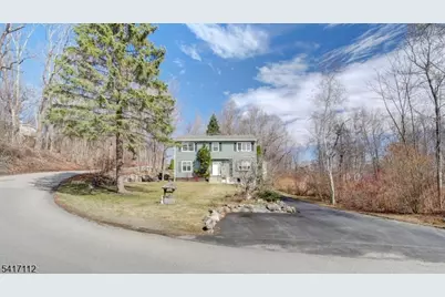 405 Cherry Ridge Rd, Vernon, NJ 07422 - Photo 6