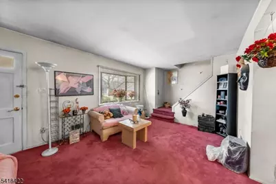 44 Doherty Dr, Clifton, NJ 07013 - Photo 4