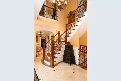 8 Pineview Ln, Boonton Township, NJ 07005 - Photo 4