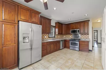 7 Rosedale Ave #2, Millburn, NJ 07041 - Photo 16