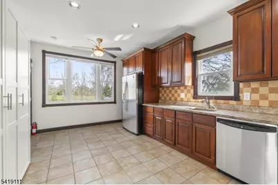 7 Rosedale Ave #2, Millburn, NJ 07041 - Photo 14