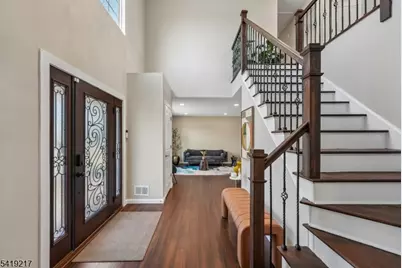 8 Wharton Ave, Bridgewater, NJ 08807 - Photo 4