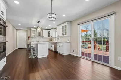 8 Wharton Ave, Bridgewater, NJ 08807 - Photo 8