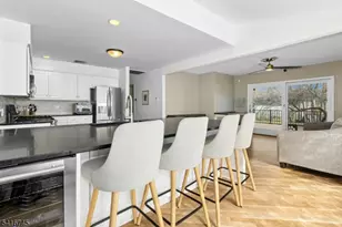 44 Maple Ave, Montville Township, NJ 07058 - Photo 2