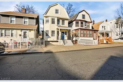207 Brighton Ave, East Orange, NJ 07017 - Photo 2