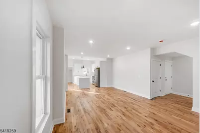 1044 Woodland Ave, Union Township, NJ 07083 - Photo 18