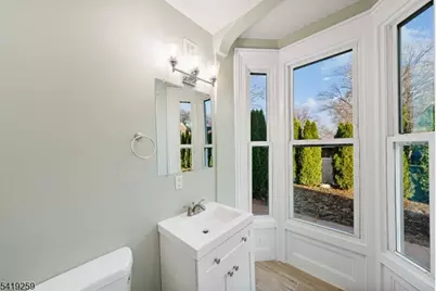 1044 Woodland Ave, Union Township, NJ 07083 - Photo 32