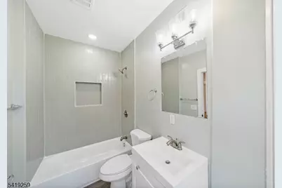 1044 Woodland Ave, Union Township, NJ 07083 - Photo 34