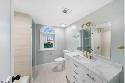 1044 Woodland Ave, Union Township, NJ 07083 - Photo 12