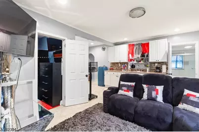 102 N 10th St #2, Paterson, NJ 07522 - Photo 4