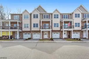 3 Brandon Ct, Butler, NJ 07405 - Photo 1