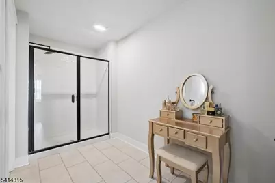 24 Depot Way, Dunellen, NJ 08812 - Photo 16