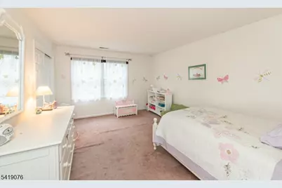 1240 S Beverwyck Rd, Parsippany, NJ 07054 - Photo 20