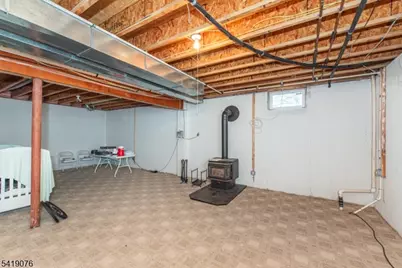 1240 S Beverwyck Rd, Parsippany, NJ 07054 - Photo 22