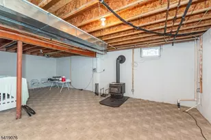 1240 S Beverwyck Rd, Parsippany, NJ 07054 - Photo 22