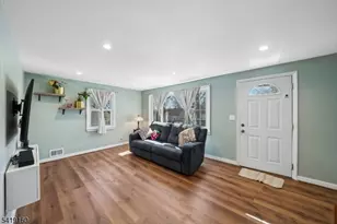 55 Sunnyside Rd, West Orange Township, NJ 07052 - Photo 4