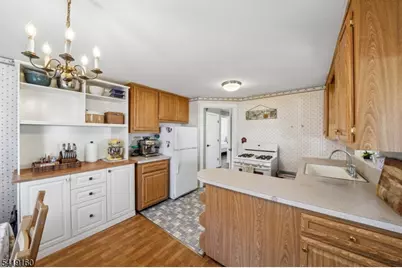 55 Sunnyside Rd, West Orange Township, NJ 07052 - Photo 10