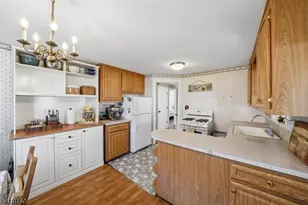 55 Sunnyside Rd, West Orange Township, NJ 07052 - Photo 10