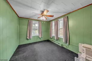 916 Gates St, Phillipsburg, NJ 08865 - Photo 10