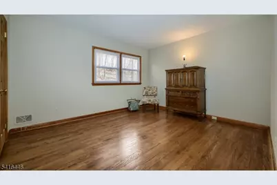 96 Lions Head Dr, Wayne, NJ 07470 - Photo 12