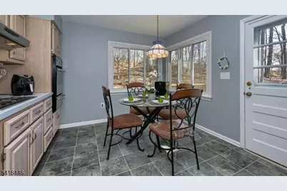 96 Lions Head Dr, Wayne, NJ 07470 - Photo 8