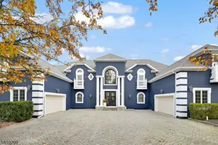 9 Wortman Wy, Chester, NJ 07930 - Photo 2