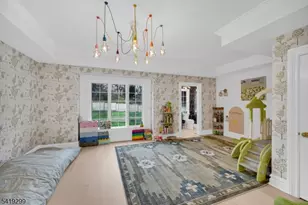 9 Wortman Wy, Chester, NJ 07930 - Photo 18