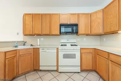 185 Crown Point Rd, Parsippany, NJ 07054 - Photo 6