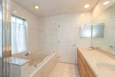 185 Crown Point Rd, Parsippany, NJ 07054 - Photo 12