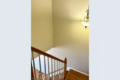 39 Rozalyn Ln, Old Bridge Township, NJ 08879 - Photo 8