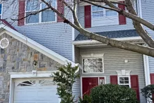 39 Rozalyn Ln, Old Bridge Township, NJ 08879 - Photo 2