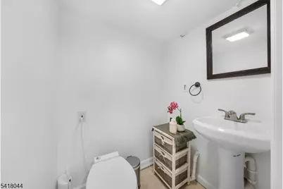 1270 Coolidge Ave, Union Township, NJ 07083 - Photo 18