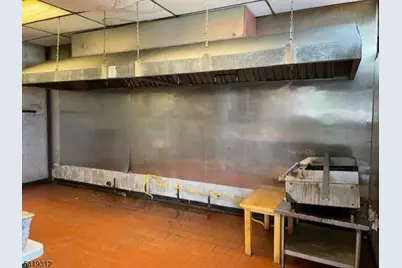 71 Pine St, Montclair, NJ 07042 - Photo 4