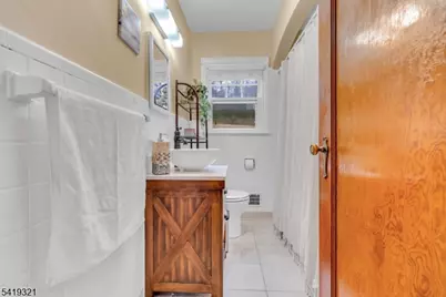 154 Watchung Dr, Hawthorne, NJ 07506 - Photo 12