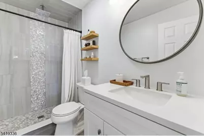 779 Riverside Ave, Lyndhurst Township, NJ 07071 - Photo 26