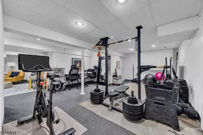 8 Governor Rd, Readington Twp., NJ 08822 - Photo 34