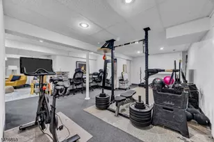 8 Governor Rd, Readington Twp., NJ 08822 - Photo 34