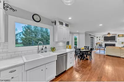 8 Governor Rd, Readington Twp., NJ 08822 - Photo 20