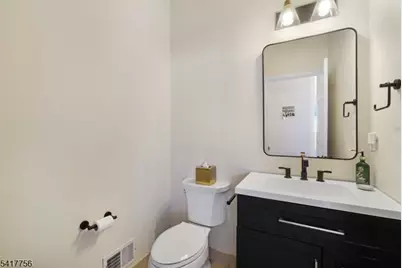 22 Kershaw Ct, Bridgewater, NJ 08807 - Photo 8