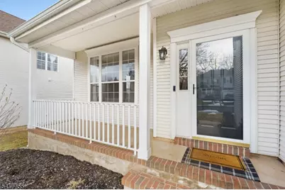 22 Kershaw Ct, Bridgewater, NJ 08807 - Photo 4