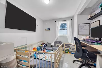 241 Orange St, Dunellen, NJ 08812 - Photo 16