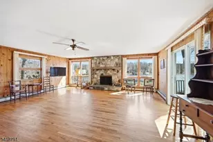 27 Plaza Dr, Hampton Township, NJ 07860 - Photo 34