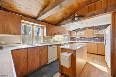 27 Plaza Dr, Hampton Township, NJ 07860 - Photo 28